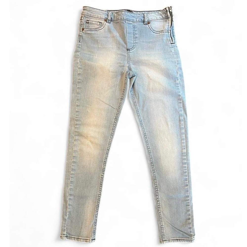Light Blue Women's Ankle Jeans